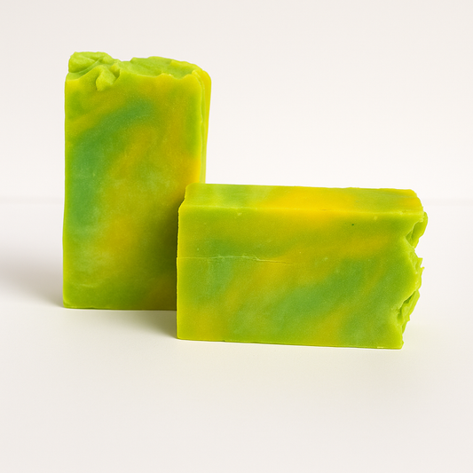 Savon artisanal au Noni (Nourrit et renouvelle)